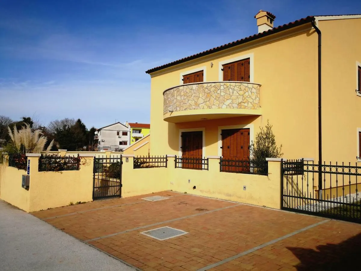 Villa Marse Segotici
